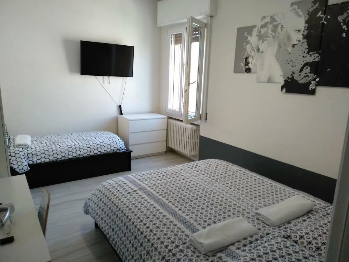 Brand New Apartment In Fiera Bolonya 0*,